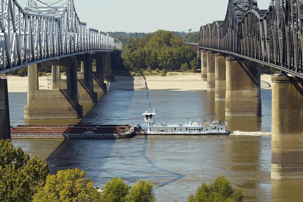 rail-companies-can-t-handle-traffic-from-mississippi-river-drought